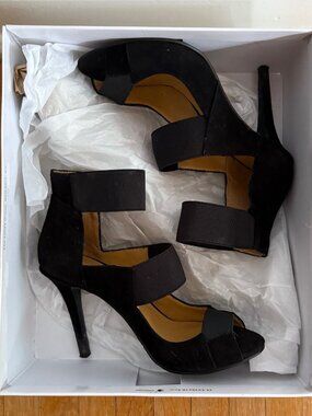 Nine West 'Stormchaser' heels in black suede